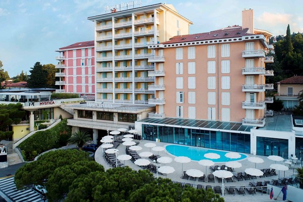 Hotel Riviera 4*